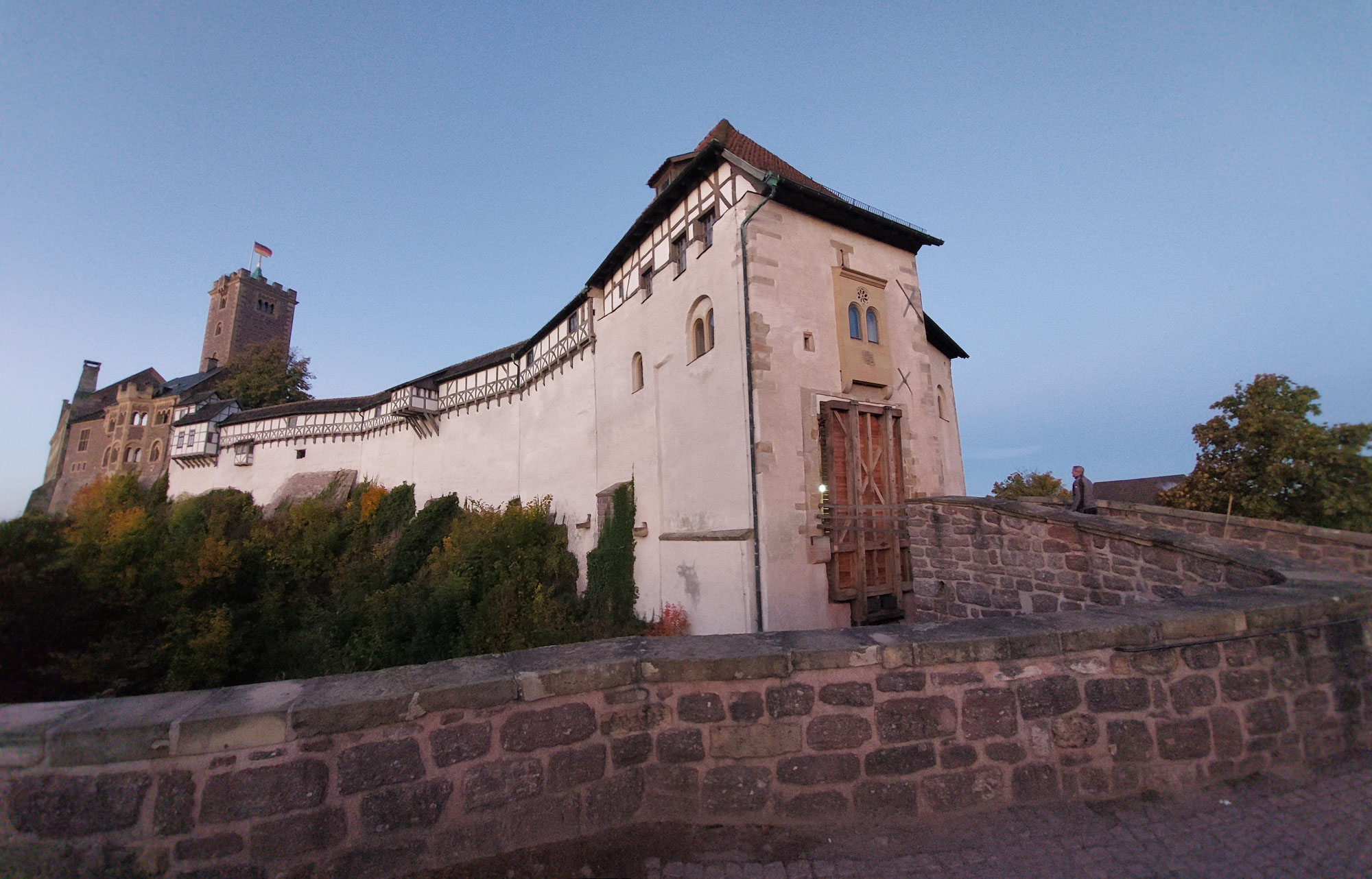 Die Wartburg mit geschlossener Zugbrücke