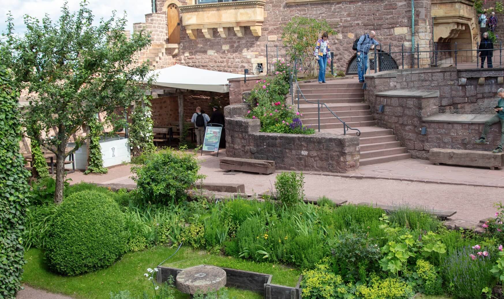 "Zucker & Zimt am Kräutergarten"